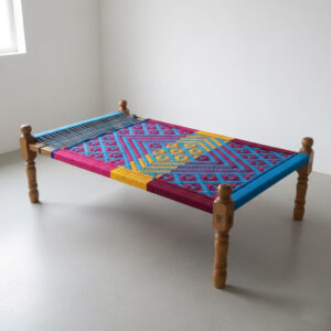 Solid Wood Kattil with Tight Rope Weaving